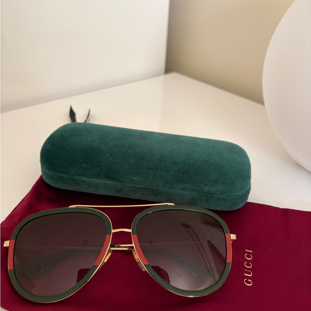 Gucci Women's Sunglasses in Green and Gold
